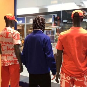 Meet your Posher, Justin